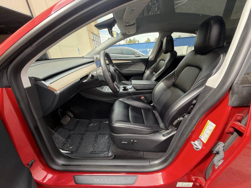 2023 Tesla Model Y Long Range