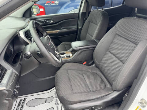 2017 GMC Acadia SLE-2