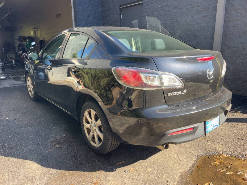 2011 Mazda MAZDA3 i Touring