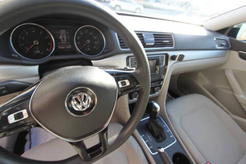 2018 Volkswagen Passat 2.0T S
