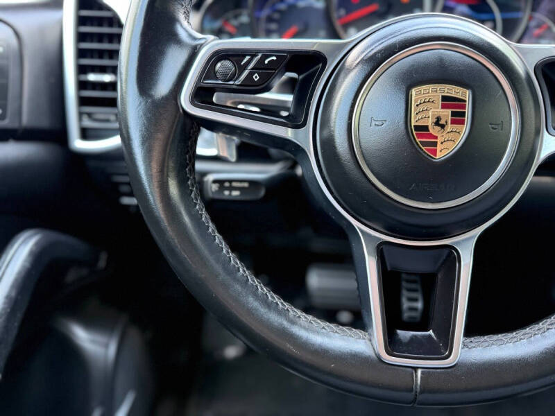 2016 Porsche Cayenne Turbo