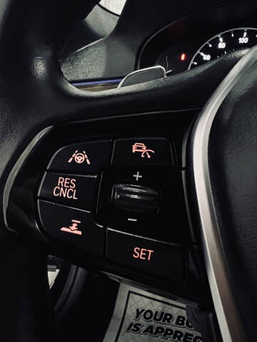 2018 BMW 5 Series 530i