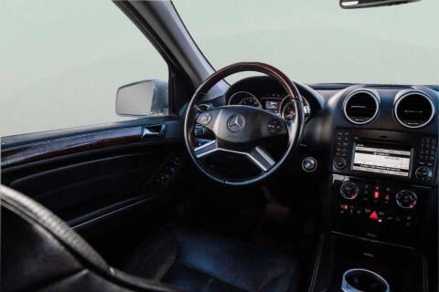 2011 Mercedes-Benz GL-Class GL 550 4MATIC