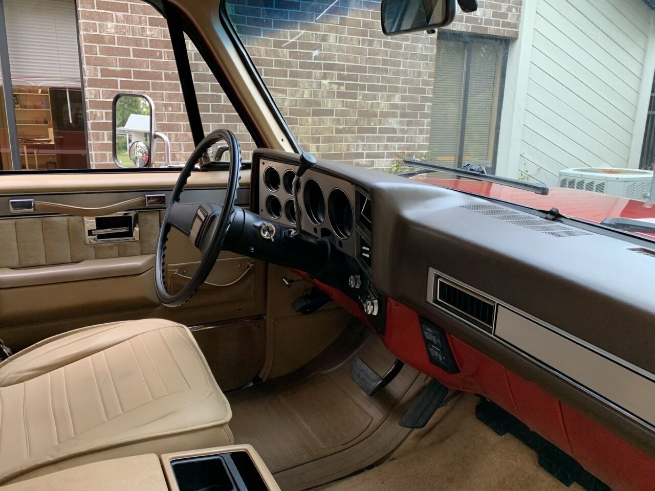 1987 Chevrolet Suburban 76