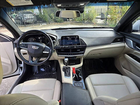 2020 Cadillac CT4 Luxury