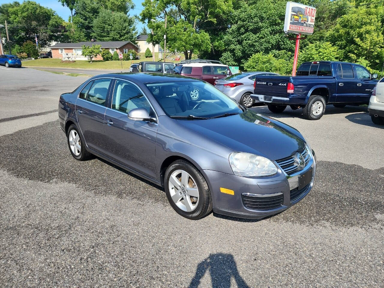 2009 Volkswagen Jetta for sale at Karz South in Funkstown, MD