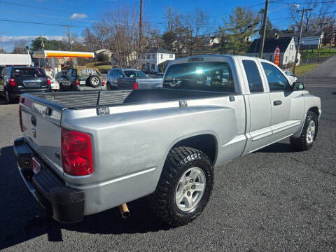 2005 Dodge Dakota Laramie