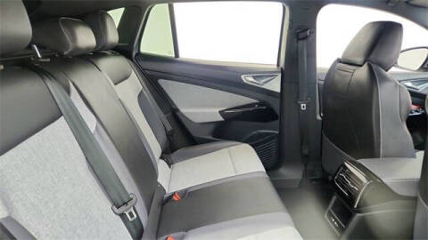 2023 Volkswagen ID.4 Pro