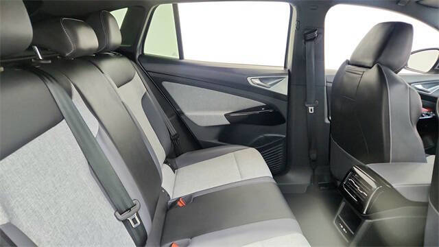 2023 Volkswagen ID.4 Pro