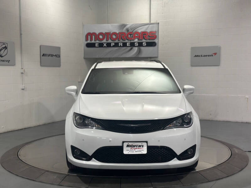 2018 Chrysler Pacifica Touring L Plus