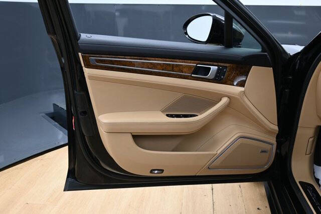 2023 Porsche Panamera