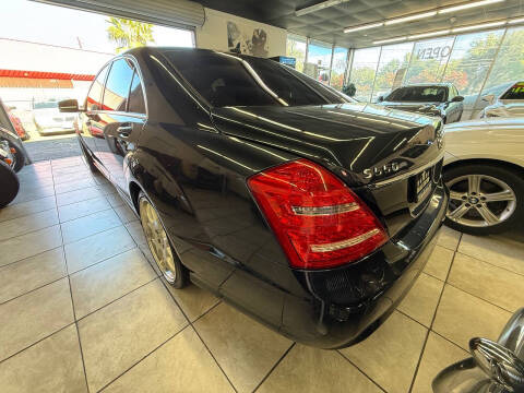 2012 Mercedes-Benz S-Class S 550
