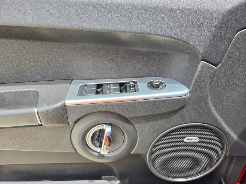 2010 Jeep Commander Sport