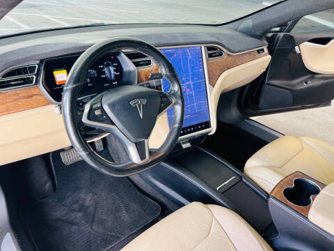 2017 Tesla Model S 90D