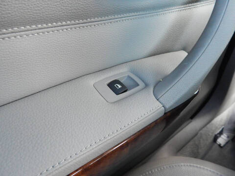 2010 BMW 3 Series 328i