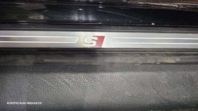 2017 Audi A4 2.0T quattro Prestige