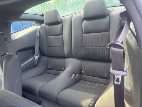 2014 Ford Mustang V6