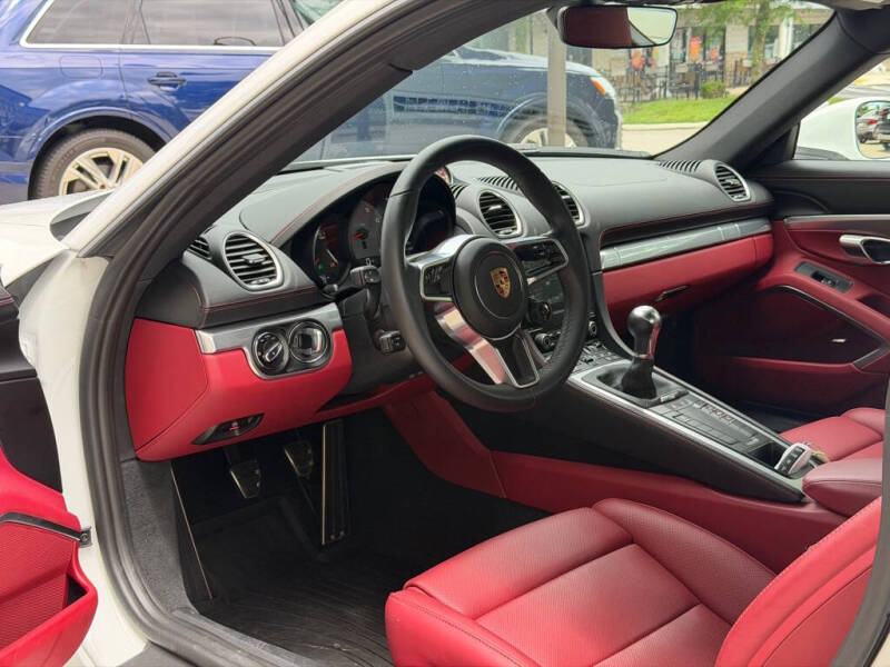 2024 Porsche 718 Cayman S