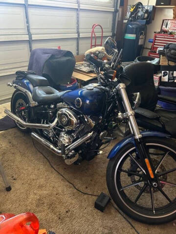 2015 Harley-Davidson Softail Breakout