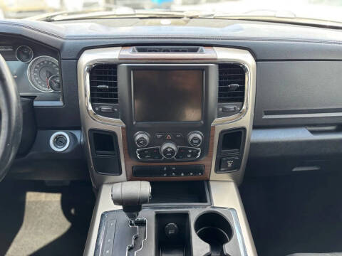 2013 RAM 1500 Laramie