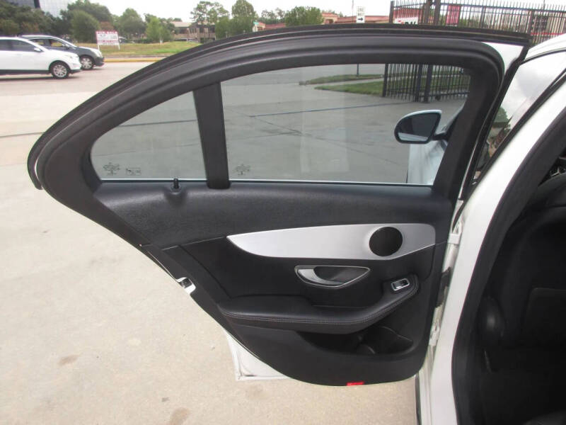 2017 Mercedes-Benz C-Class