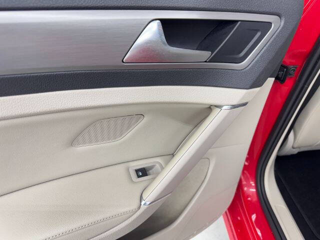 2017 Volkswagen Golf