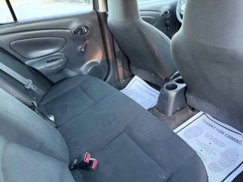 2014 Nissan Versa 1.6 S Plus