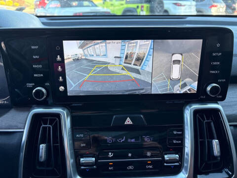 2022 Kia Sorento SX