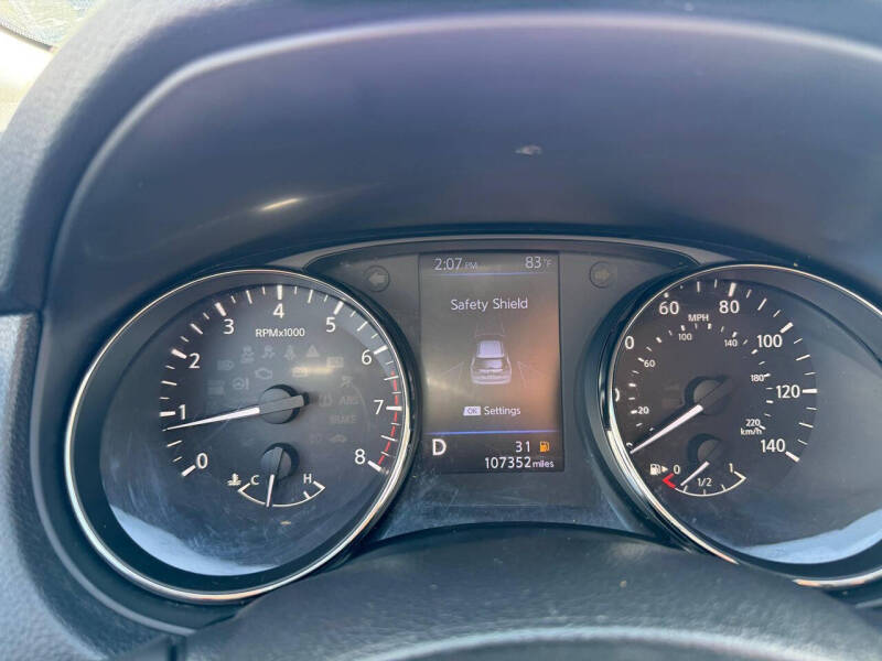 2018 Nissan Rogue SV