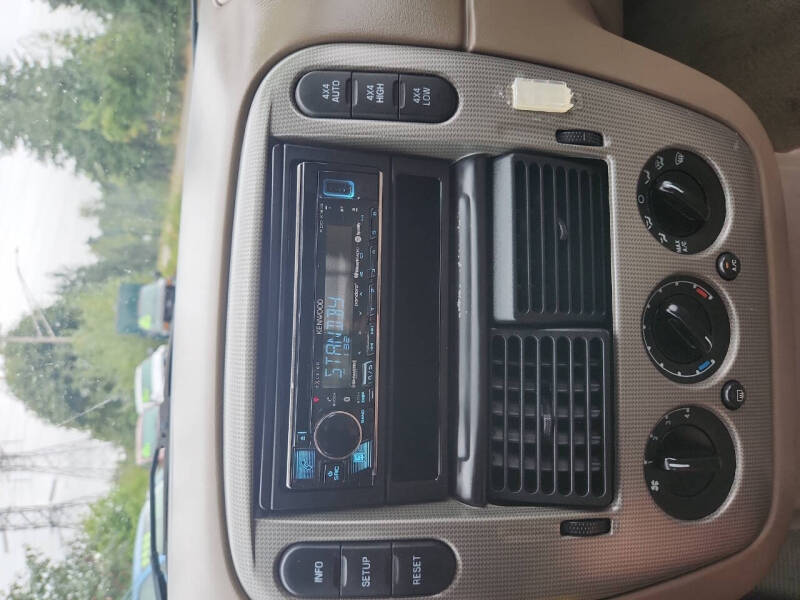 2005 Ford Explorer XLT