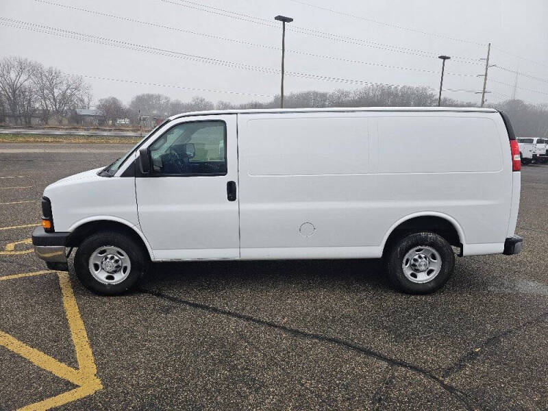 2017 Chevrolet Express 2500