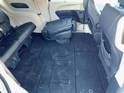 2020 Chrysler Pacifica Touring L