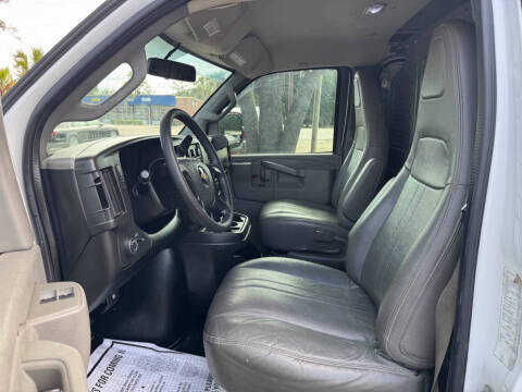 2016 Chevrolet Express 2500