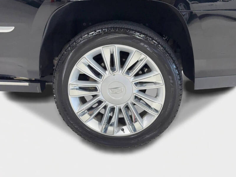 2019 Cadillac Escalade Platinum