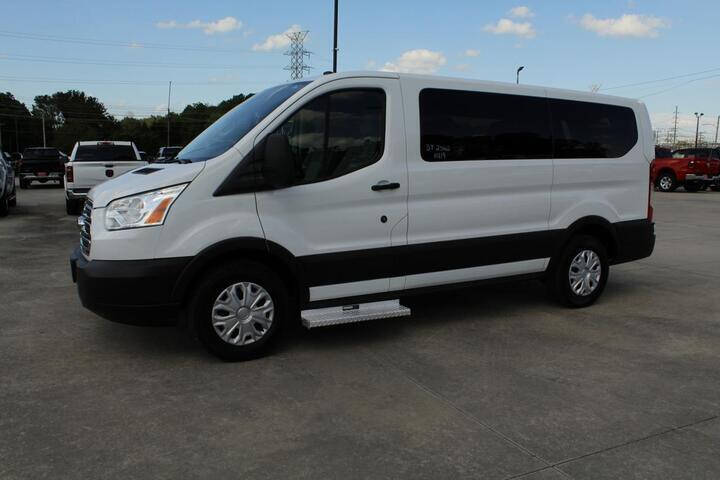 2019 Ford Transit 150 XLT