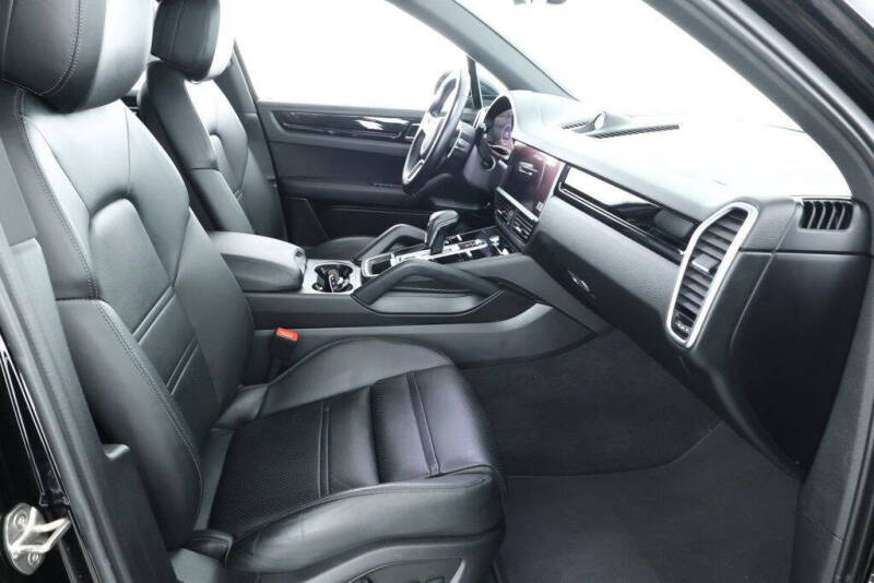 2022 Porsche Cayenne