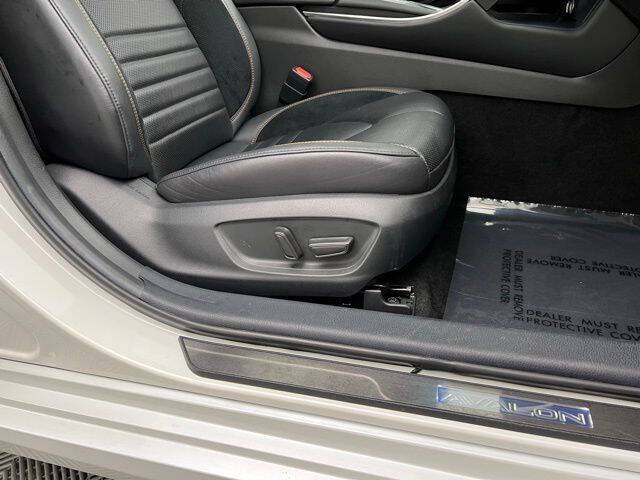 2021 Toyota Avalon XSE Nightshade