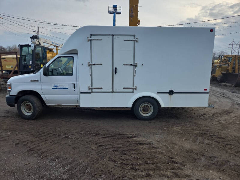 2018 Ford E-Series E-350 SD