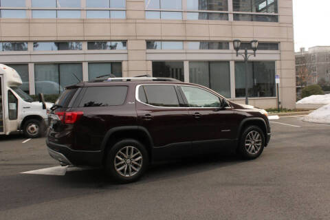 2017 GMC Acadia SLE-2