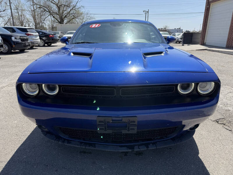 2021 Dodge Challenger SXT