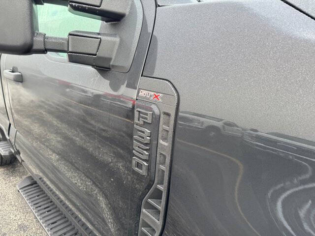 2026 Ford F-350 Super Duty XL