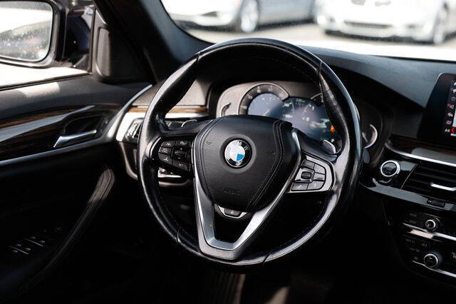 2019 BMW 5 Series 540i