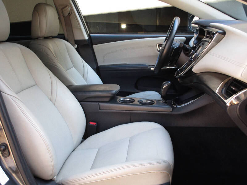 2017 Toyota Avalon XLE Premium