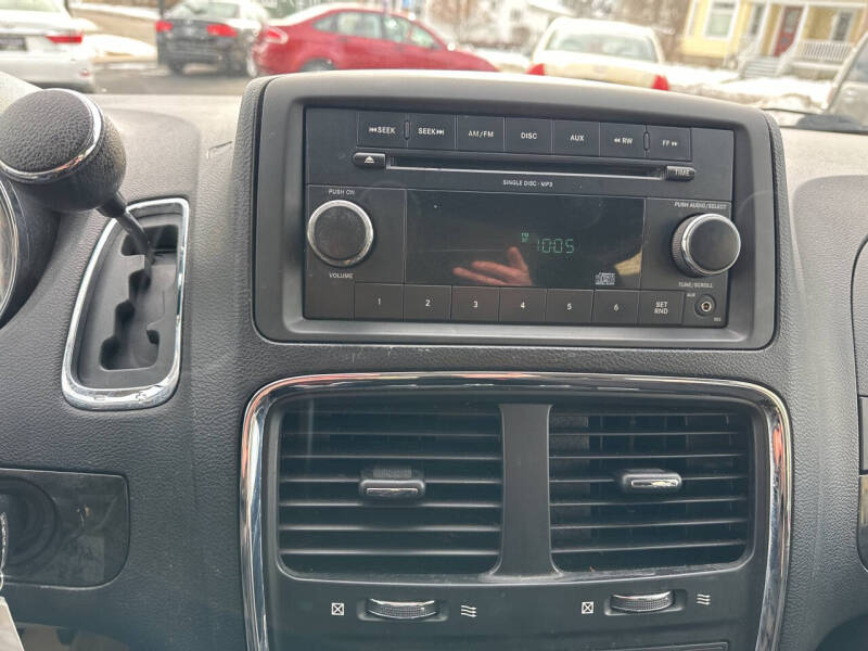 2014 Dodge Grand Caravan SE