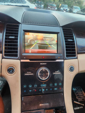 2015 Ford Taurus Limited