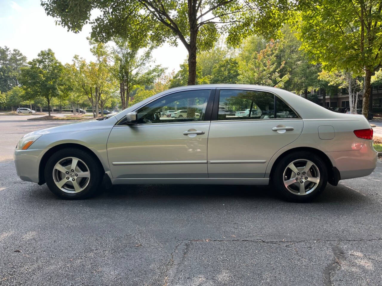 2005 Honda Accord for sale at Megamotors JRD in Alpharetta, GA