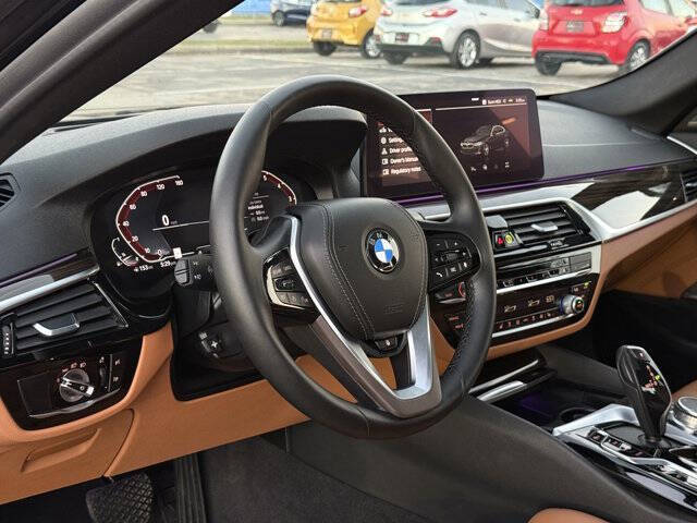 2021 BMW 5 Series 530i