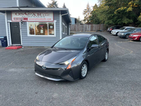 2016 Toyota Prius for sale at Oscar Auto Sales in Tacoma WA