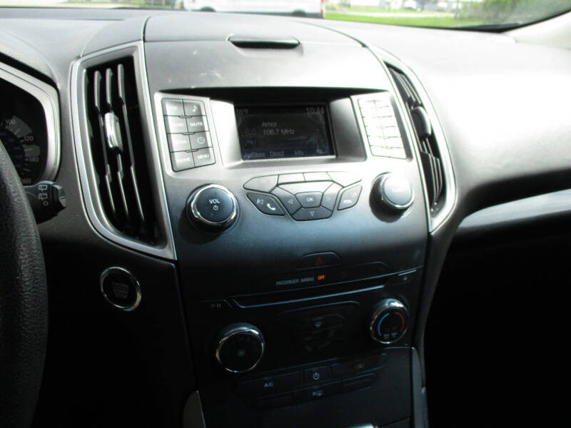 2016 Ford Edge SE
