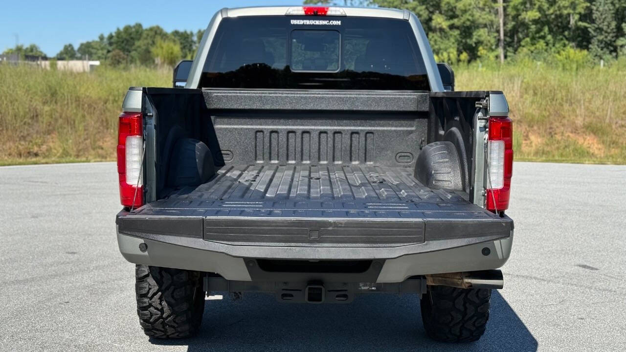 FordF-250 Super Duty5